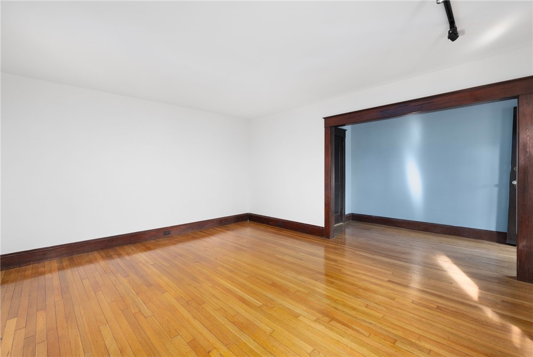 31 Cranston Avenue, Unit 3 Newport, RI 02840 - Photo 10 of 44