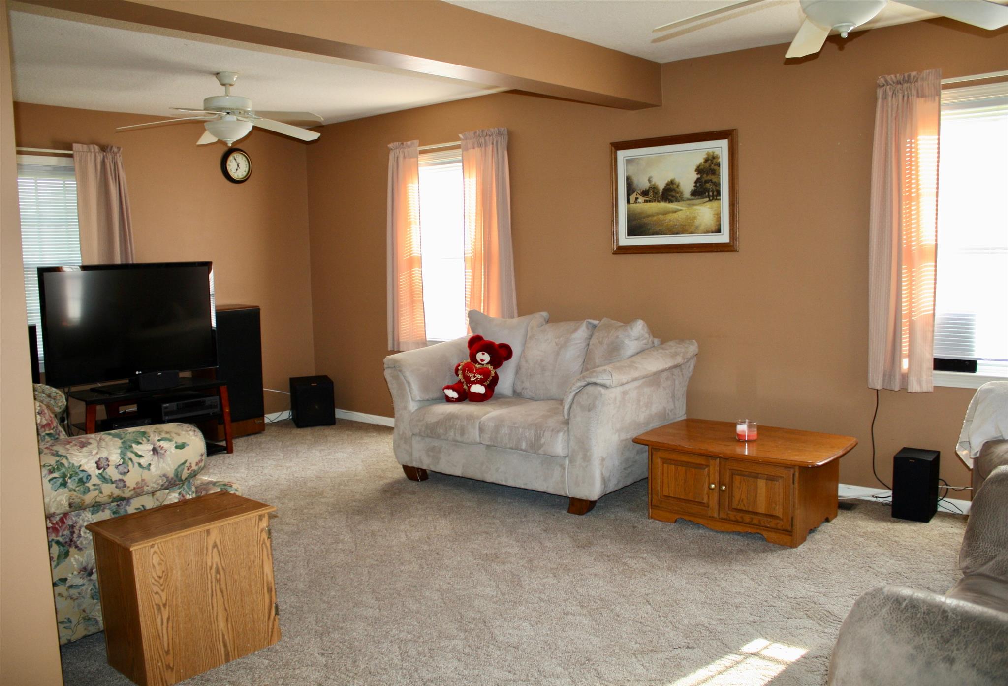 8834 Hoffman Road Fort Wayne, IN 46816 - Photo 13 of 36