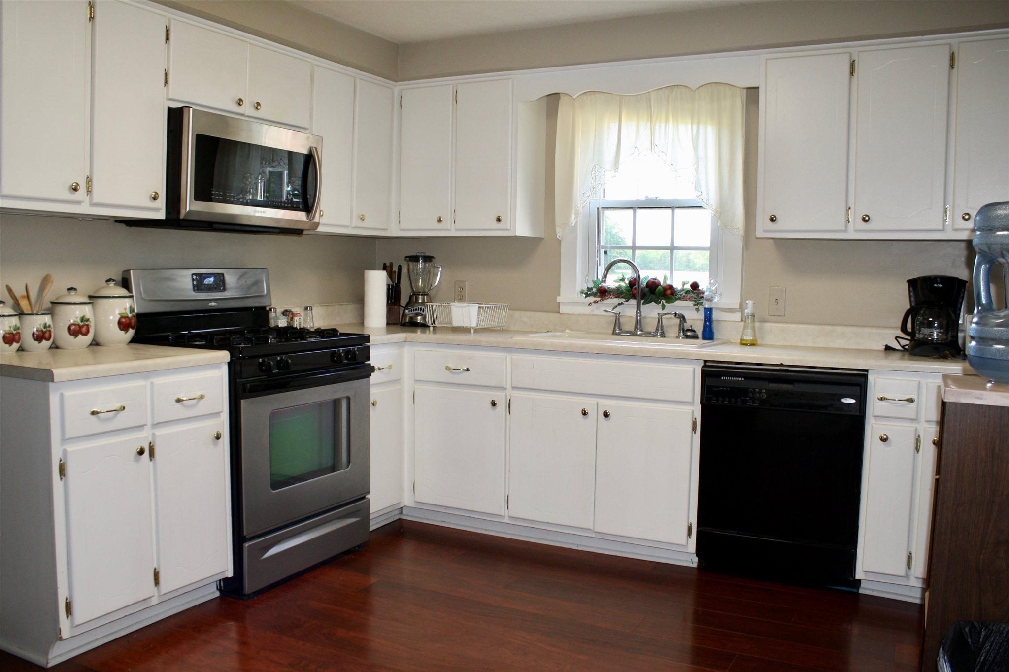 8834 Hoffman Road Fort Wayne, IN 46816 - Photo 18 of 36
