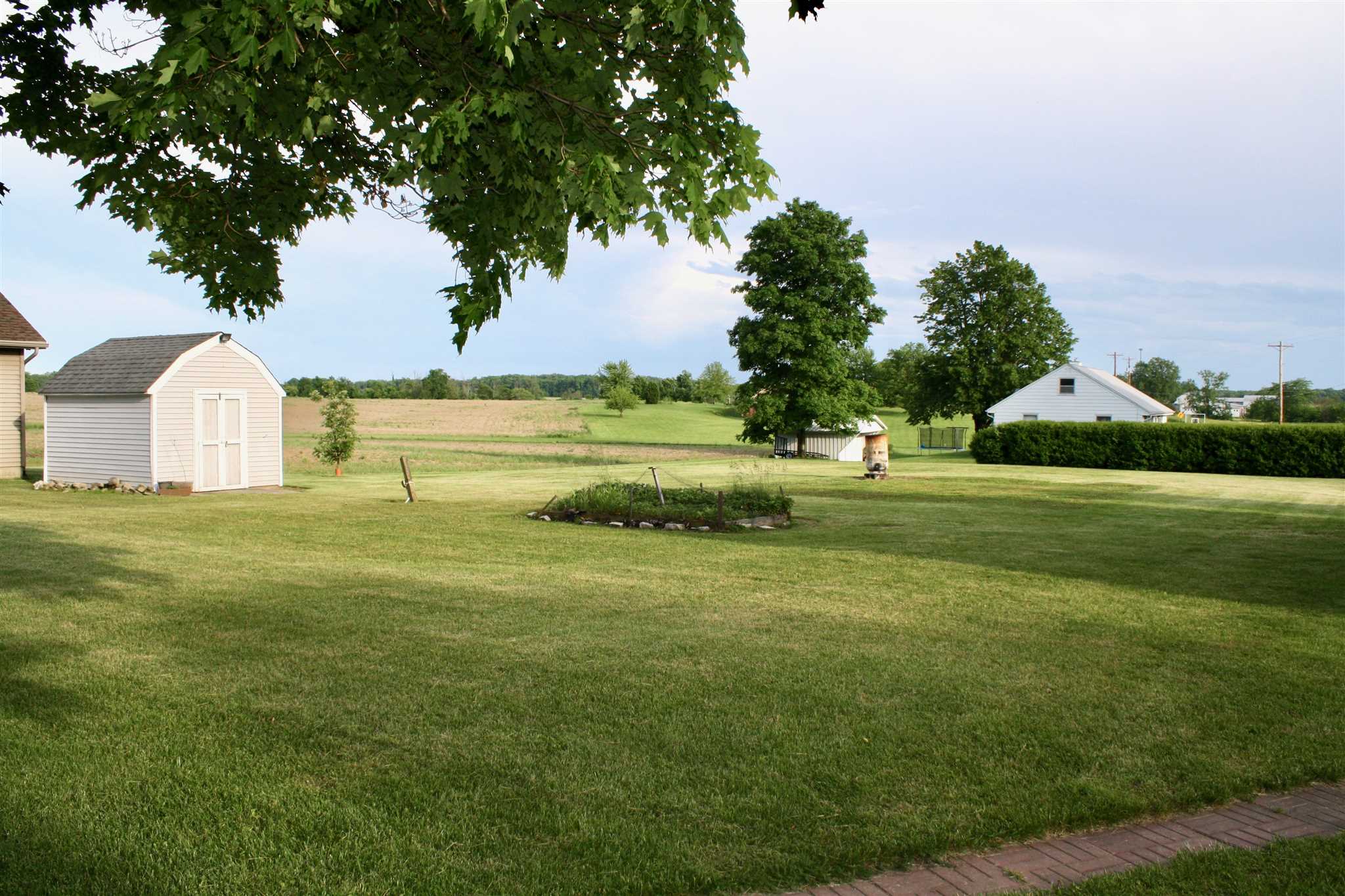 8834 Hoffman Road Fort Wayne, IN 46816 - Photo 7 of 36