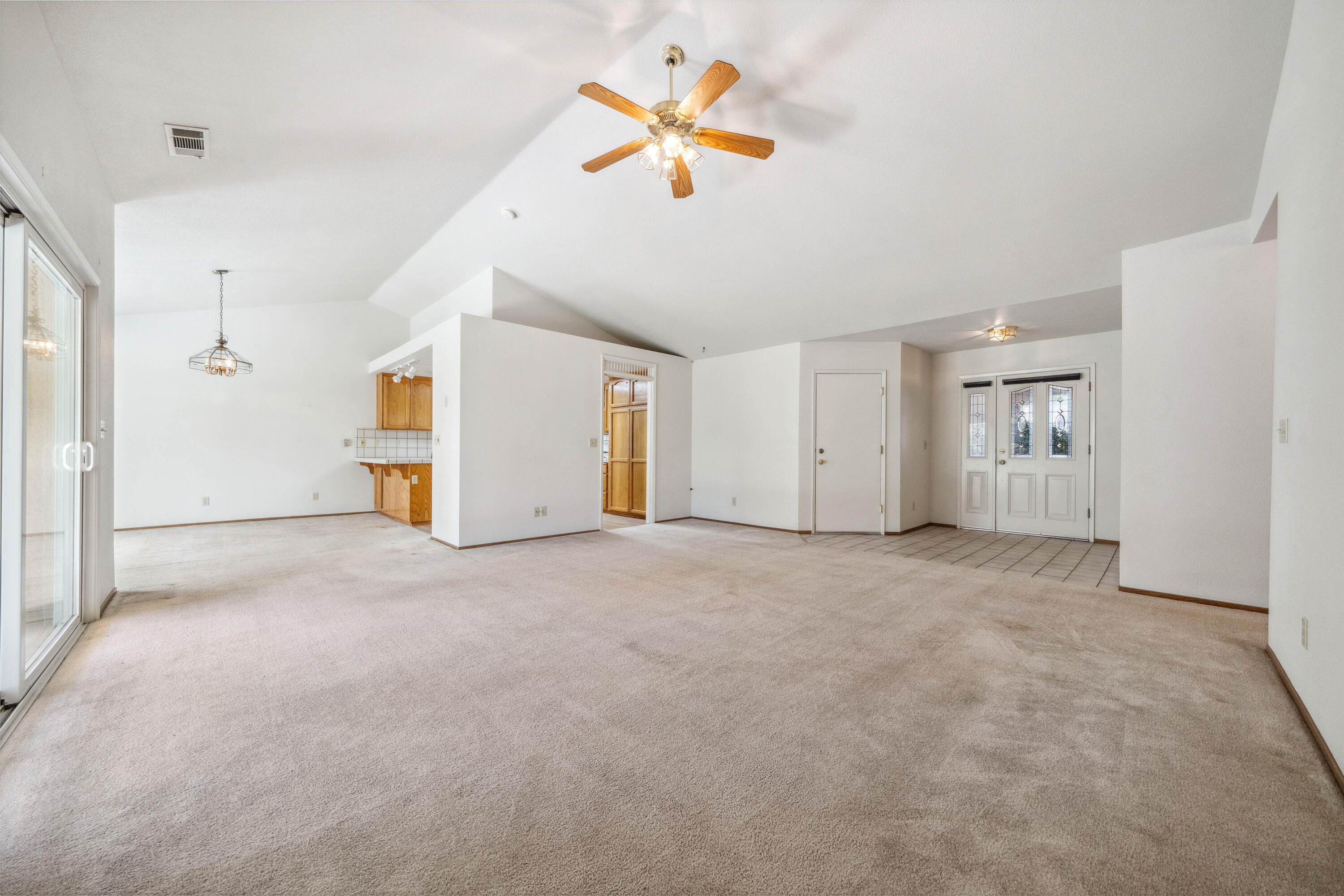 265 River Park Drive Redding, CA 96003 - Photo 3 of 15 IMG-06