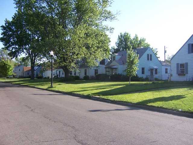 207 Demorest Road Columbus, OH 43204 - Photo 3 of 12 Gallery Image 3