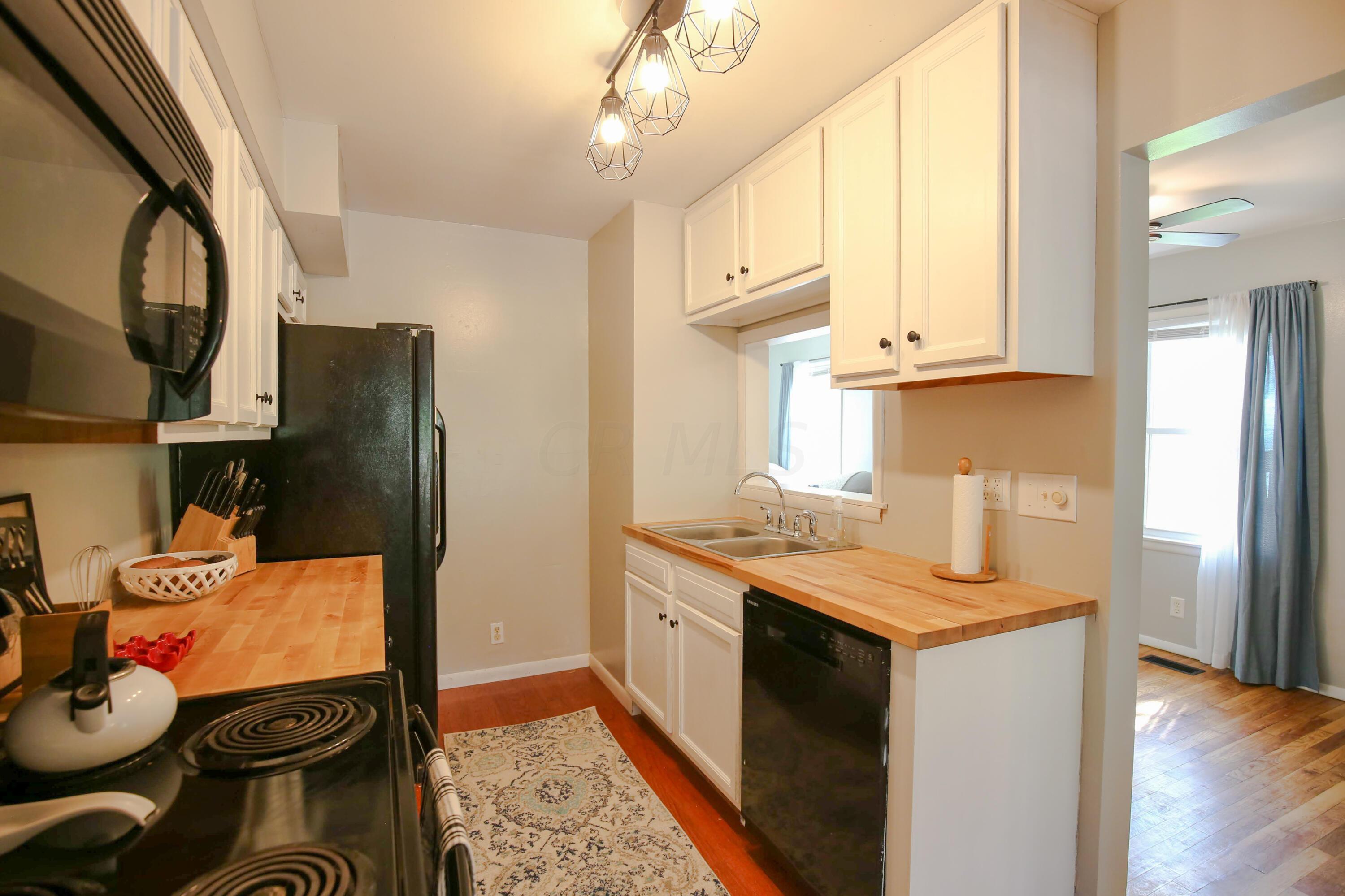 524 Mondhank Road Northeast Lancaster, OH 43130 - Photo 22 of 36 Gallery Image 22