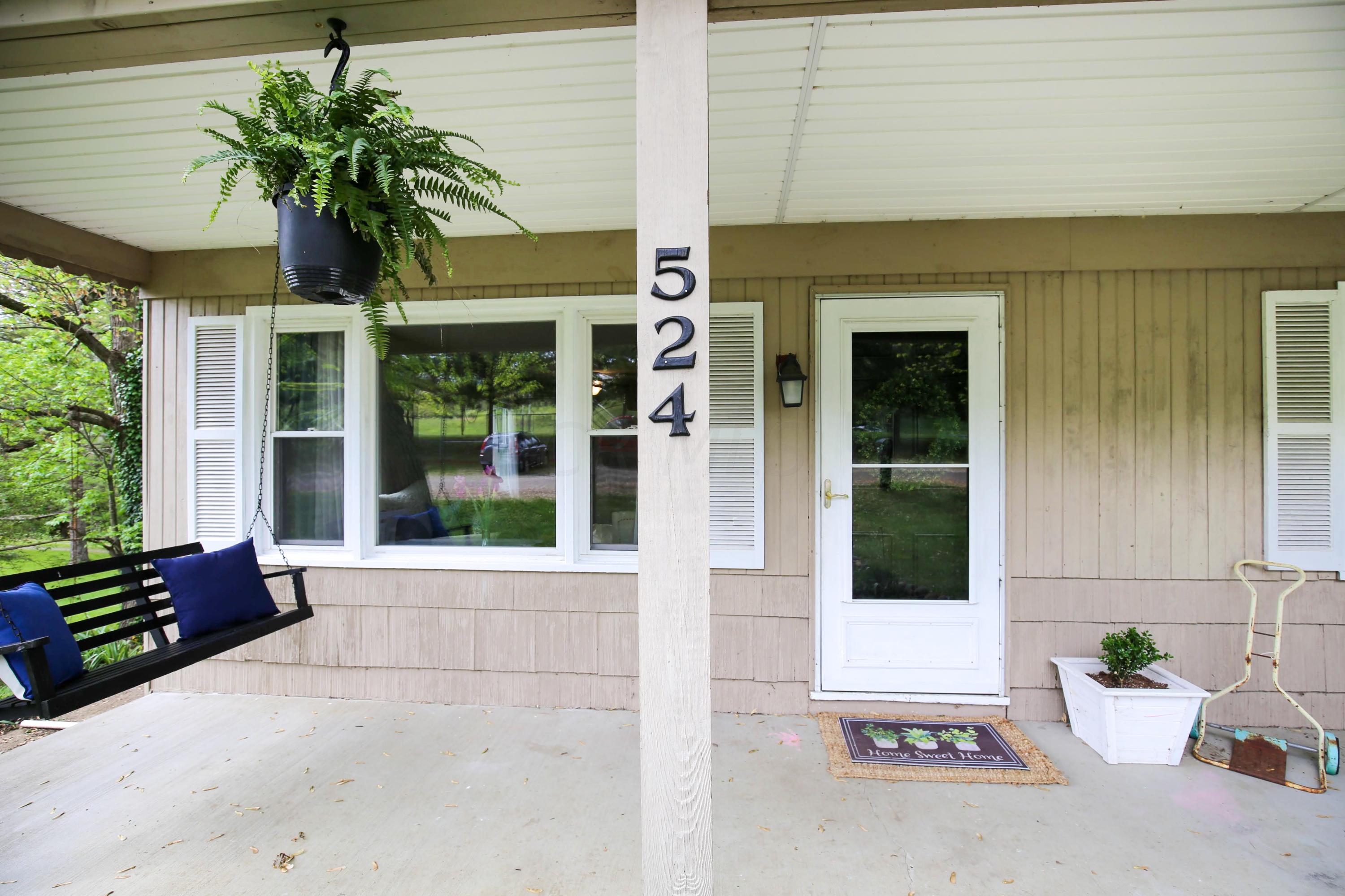 524 Mondhank Road Northeast Lancaster, OH 43130 - Photo 4 of 36 Gallery Image 4