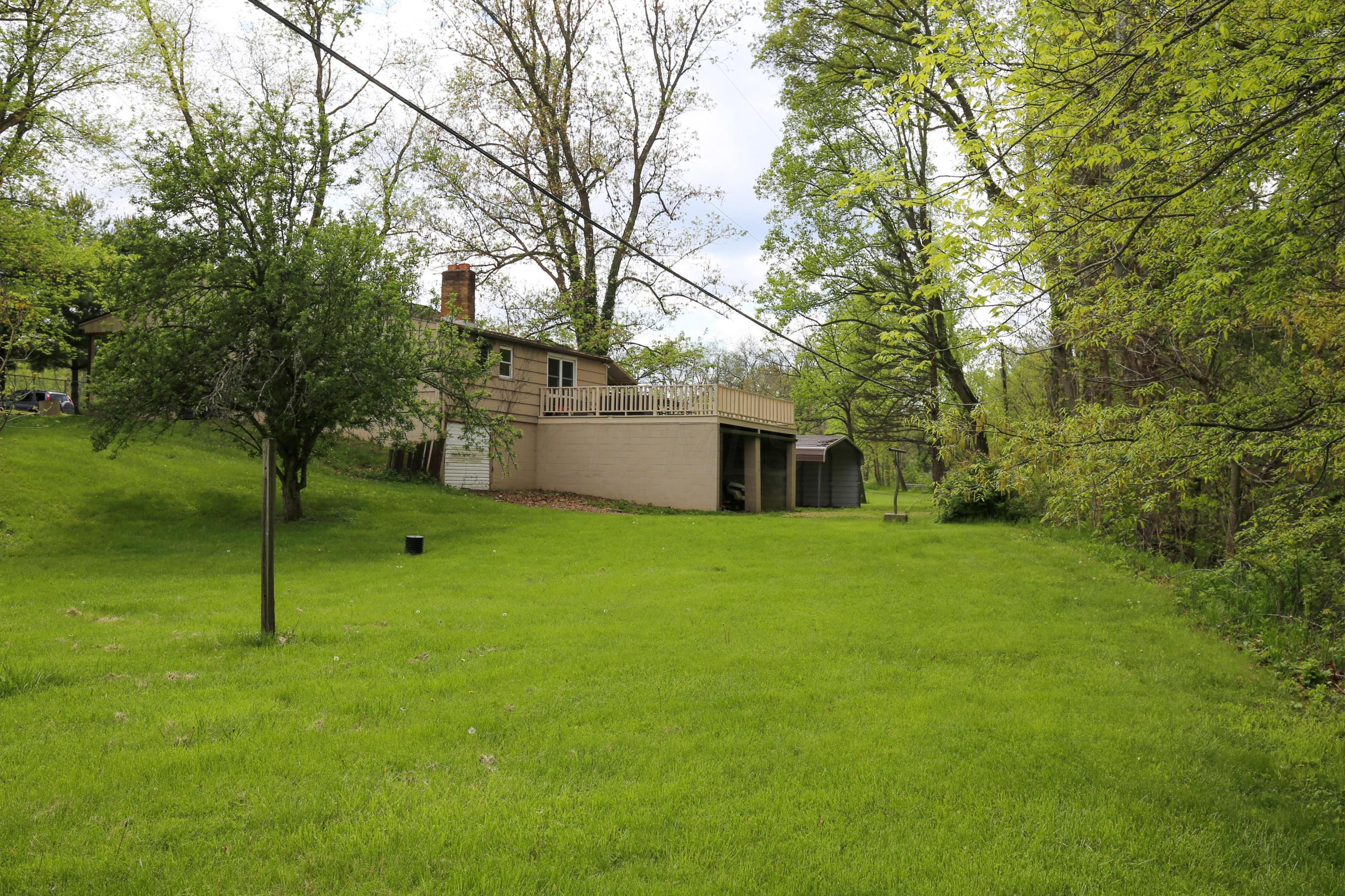 524 Mondhank Road Northeast Lancaster, OH 43130 - Photo 9 of 36 Gallery Image 9