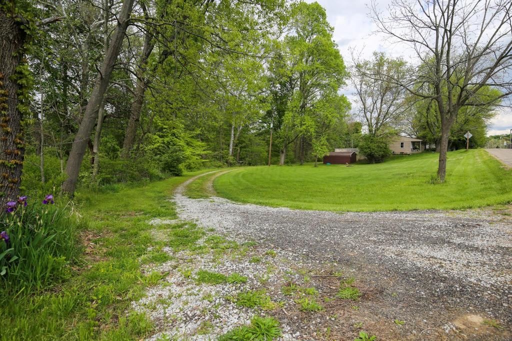 524 Mondhank Road Northeast Lancaster, OH 43130 - Photo 10 of 36 Gallery Image 10