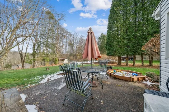 $465,000 | 3545 Eastview Drive, Murrysville, PA 15668