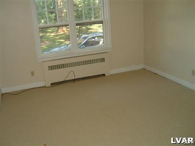5391 Hanoverville Road Bethlehem, PA 18017 - Photo 7 of 16 LIVING ROOM
