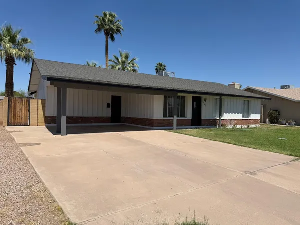 $2,200 | 1960 East Cairo Drive, Tempe, AZ 85282