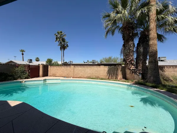 $2,200 | 1960 East Cairo Drive, Tempe, AZ 85282