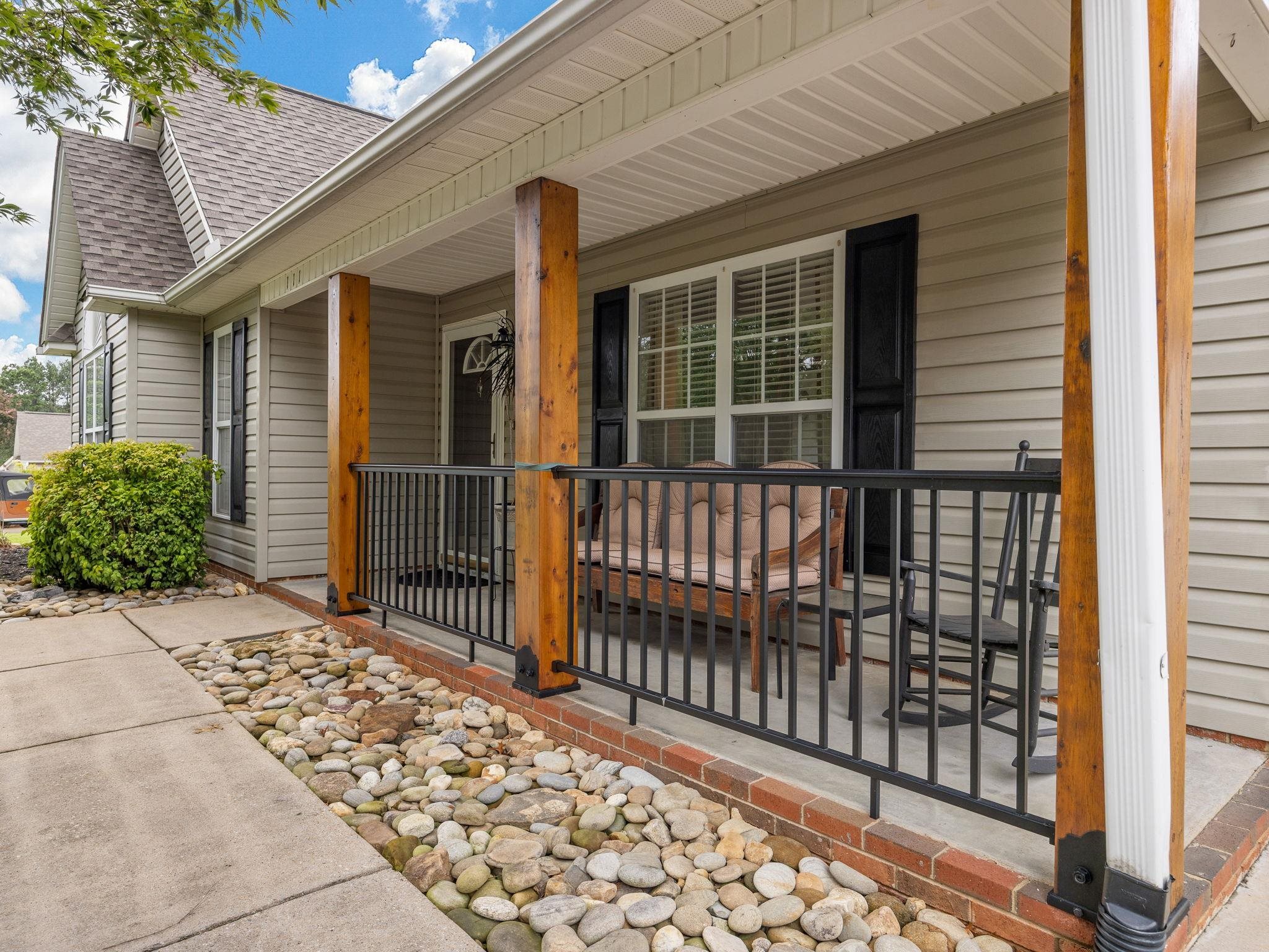 111 State Rd S-42-2289 Greer, SC 29651 - Photo 6 of 38 Gallery Image 6