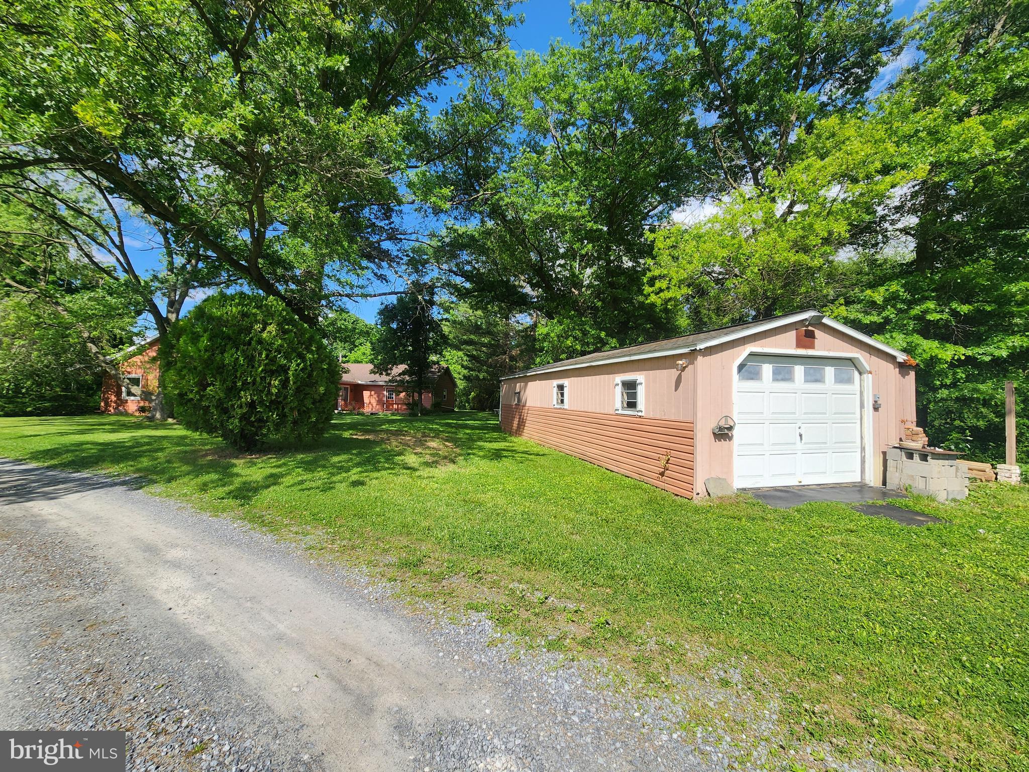 723 West Sunhill Road Manheim, PA 17545 - Photo 35 of 41