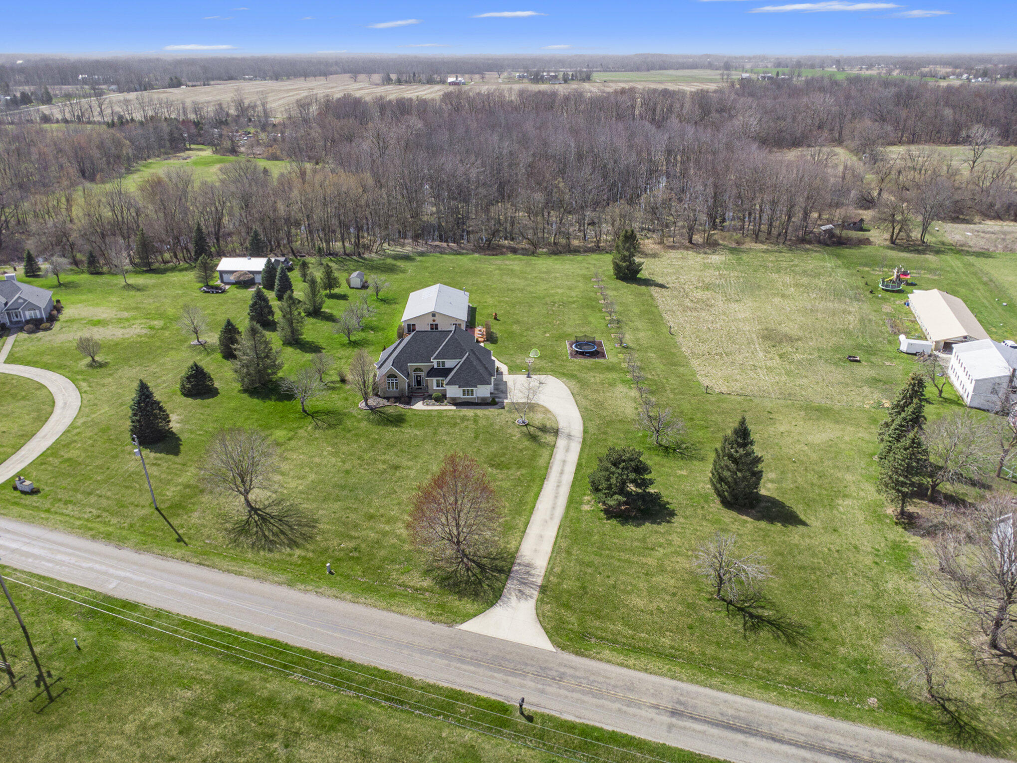 124 Ridge Road Quincy, MI 49082 - Photo 44 of 49 004_124_ridge_rd_quincy_mi_49082-1