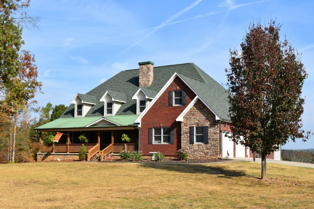 1042 Hicks Road Toccoa, GA 30577 - Photo 1 of 1