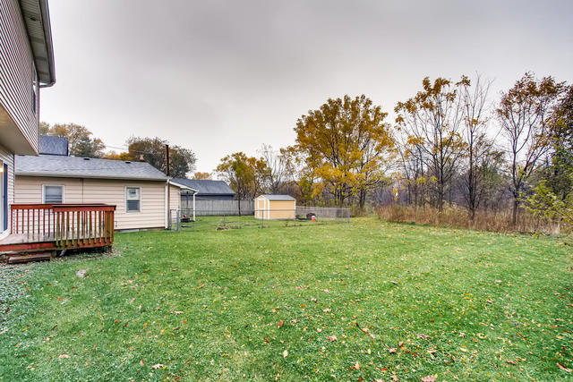 808 Stewart Avenue Elgin, IL 60120 - Photo 16 of 17