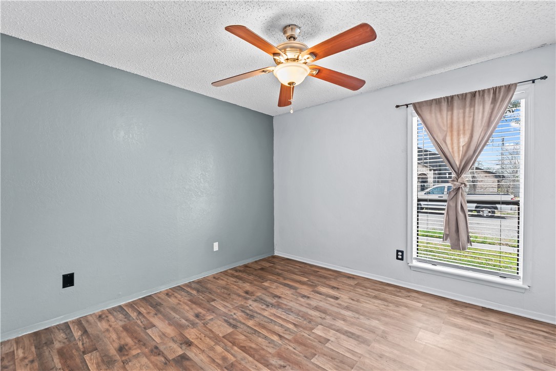 7234 Diamond Ridge Drive Corpus Christi, TX 78413 - Photo 14 of 19 Guest room #2