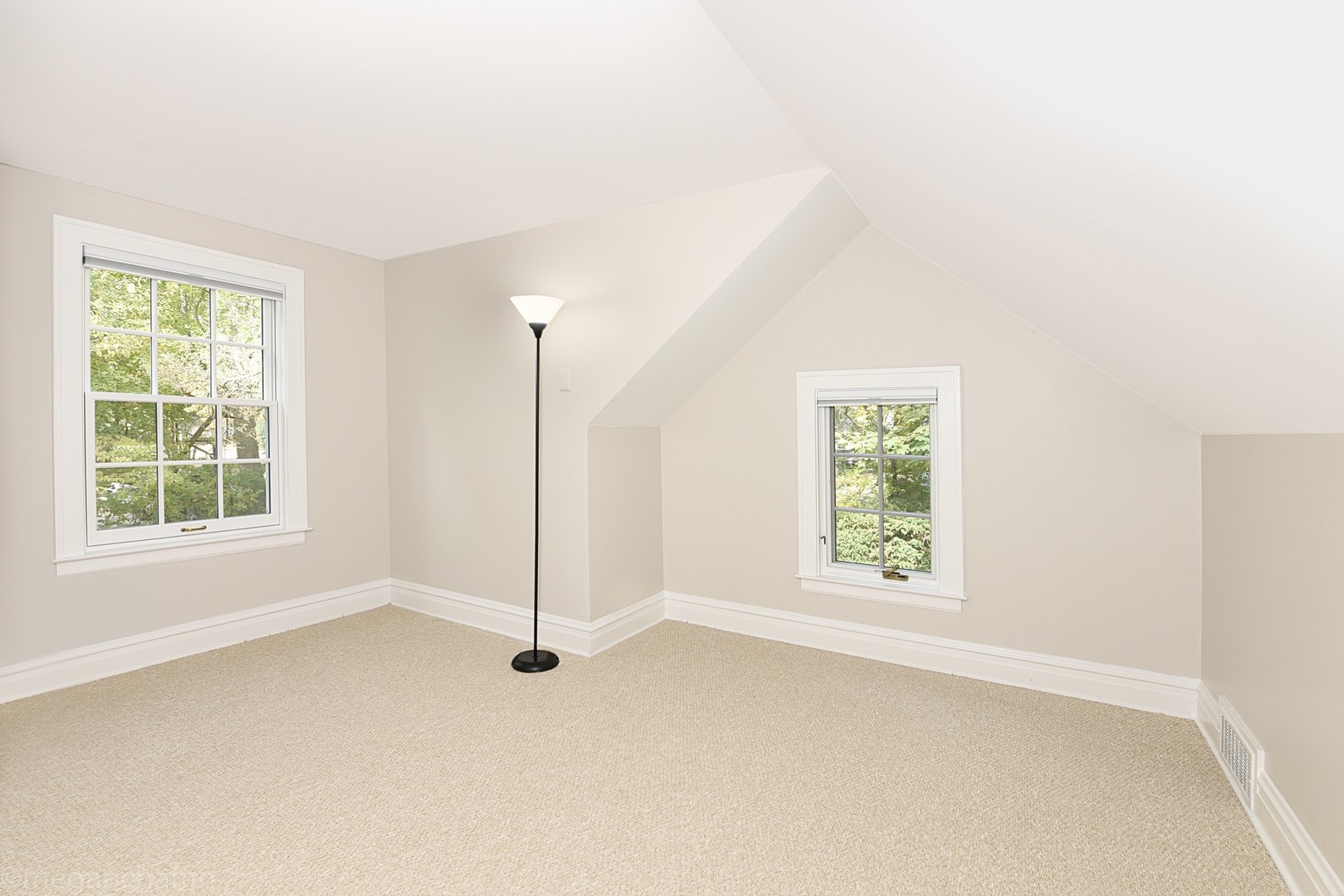 1520 Tower Road Winnetka, IL 60093 - Photo 24 of 33