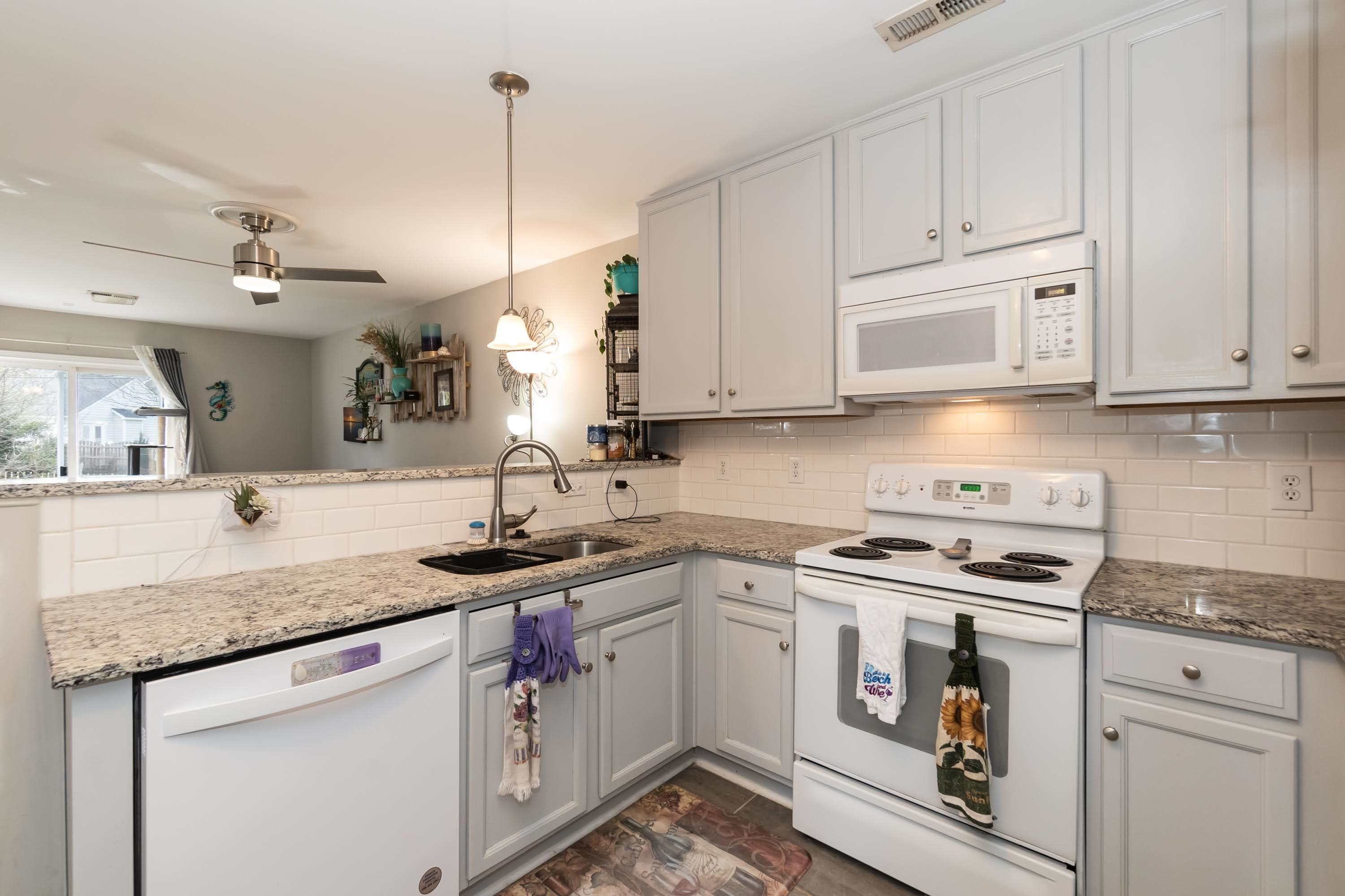 125 Chalcedony Street Raleigh, NC 27603 - Photo 10 of 39 Photo 10