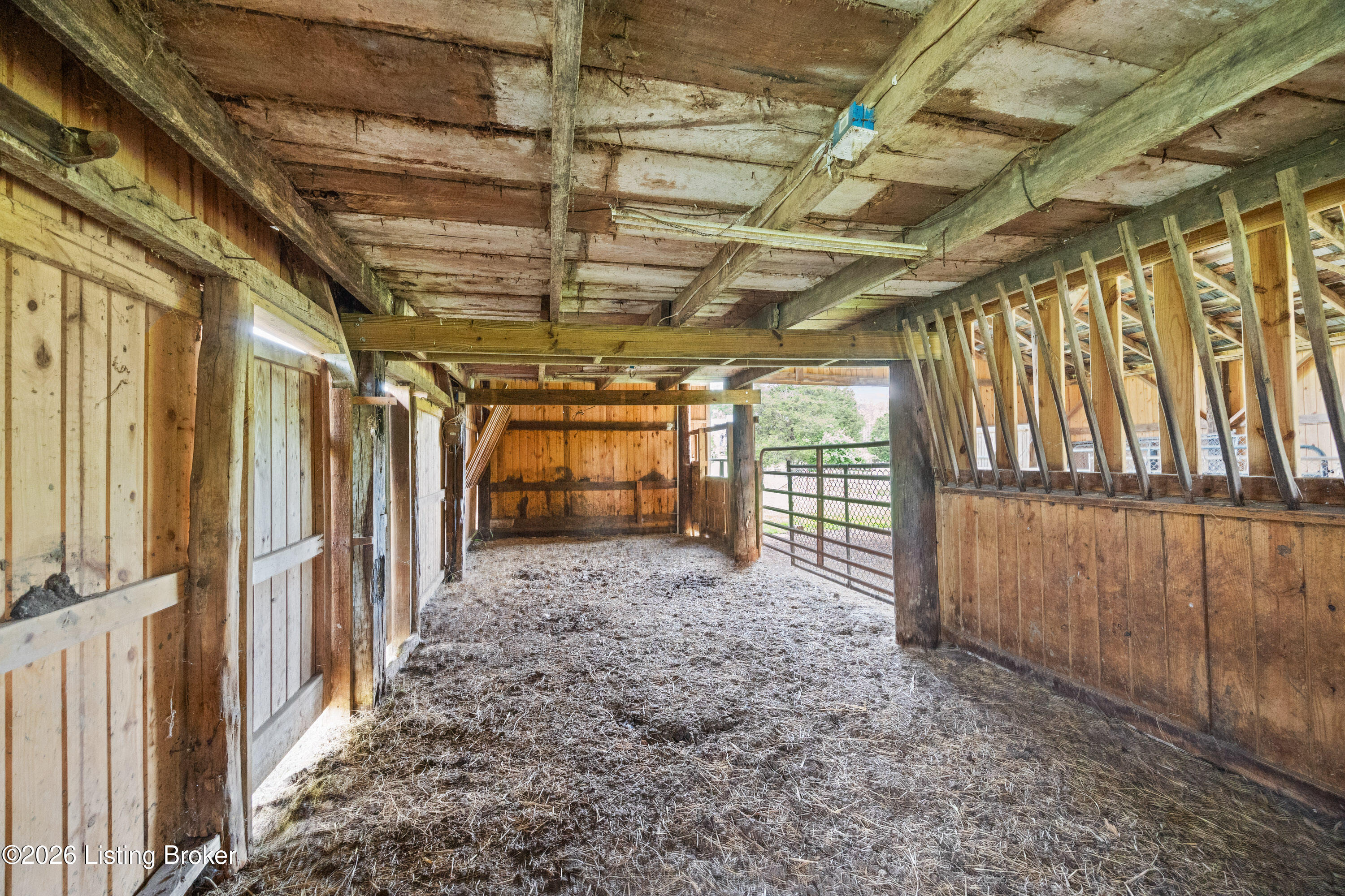 3215 West Blue Lick Road Shepherdsville, KY 40165 - Photo 47 of 53 054