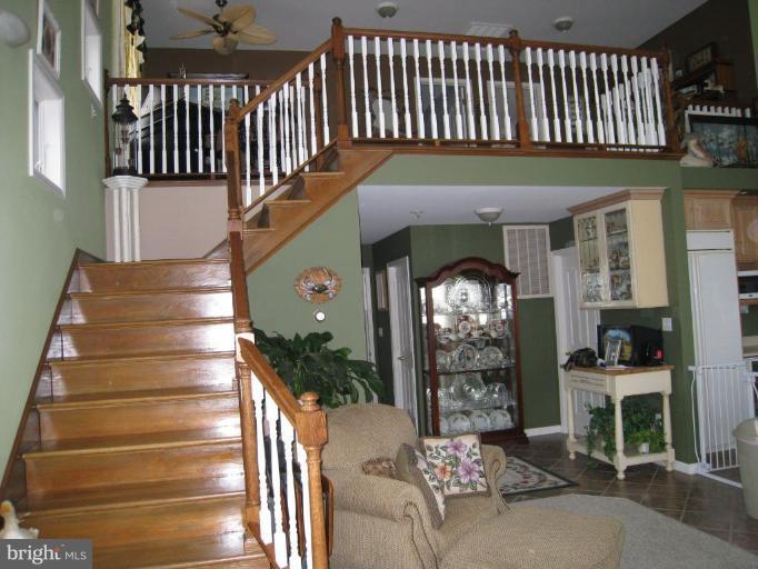 1007 Long Point Road Grasonville, MD 21638 - Photo 9 of 21 Staircase