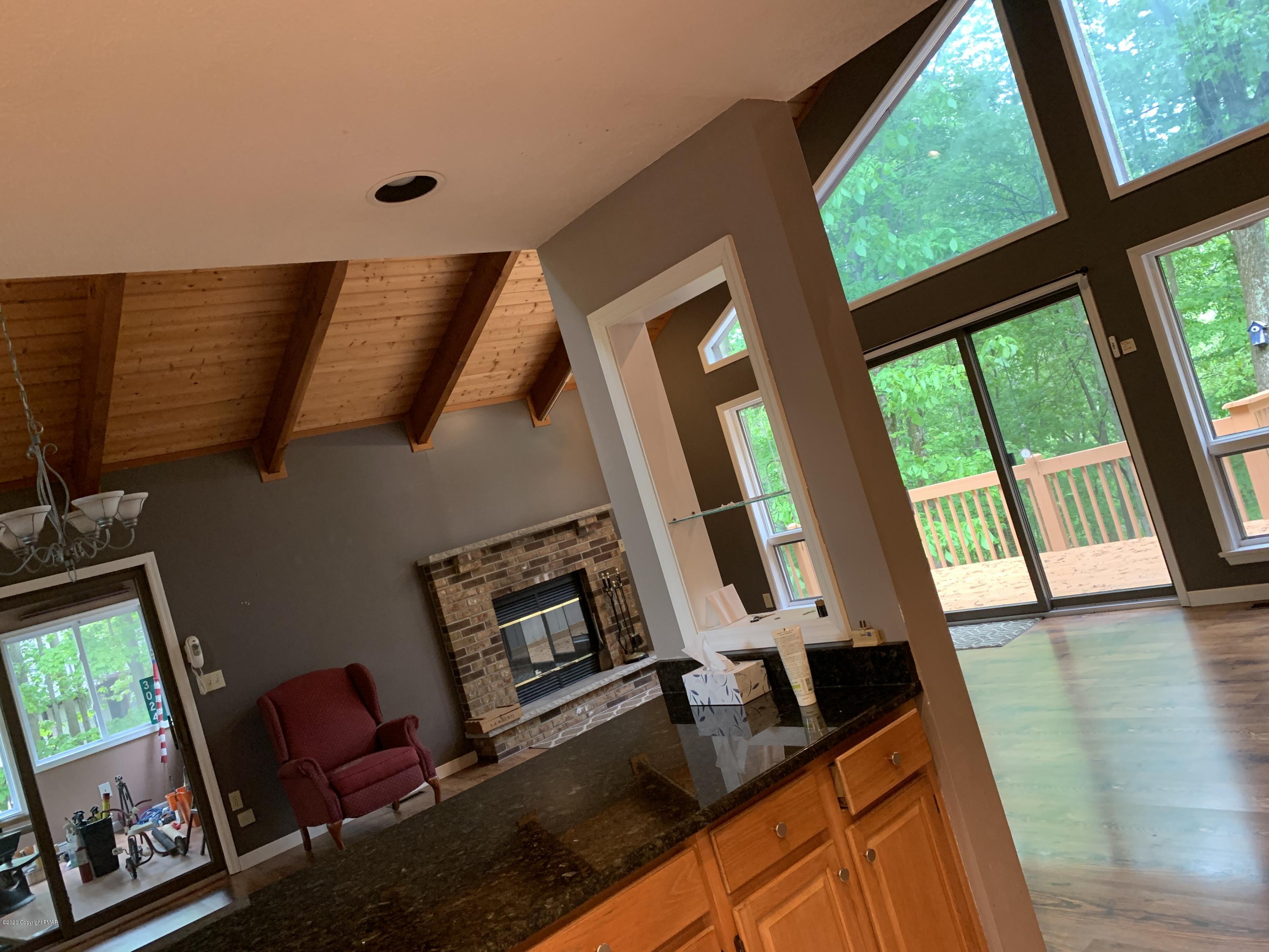 267 Kirkham Road Bushkill, PA 18324 - Photo 15 of 59 Photo May 28, 1 28 33 PM