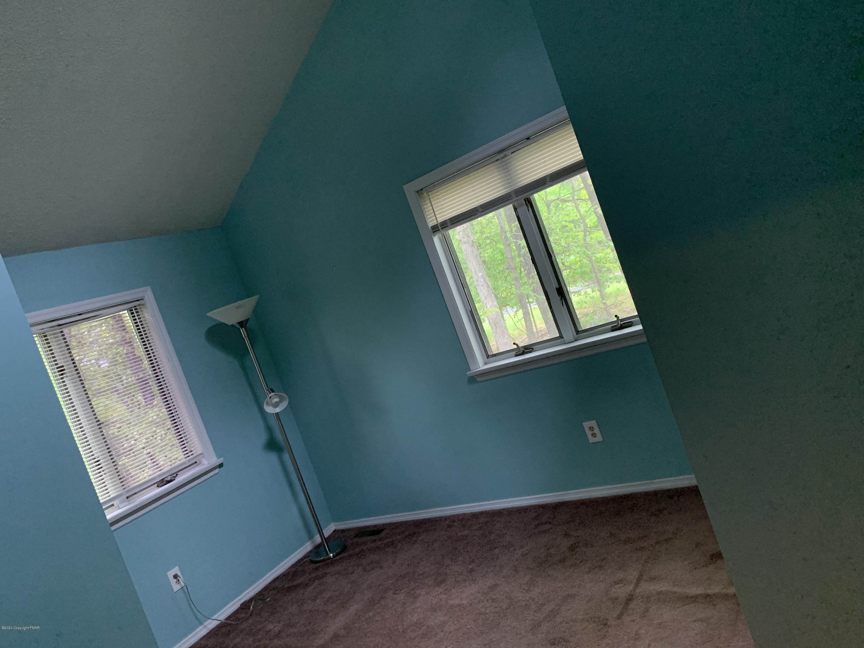 267 Kirkham Road Bushkill, PA 18324 - Photo 29 of 59 Photo May 28, 1 34 01 PM