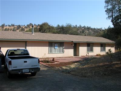 42909 Ranger Cir Court Coarsegold, CA 93614 - Photo 2 of 10 front of house