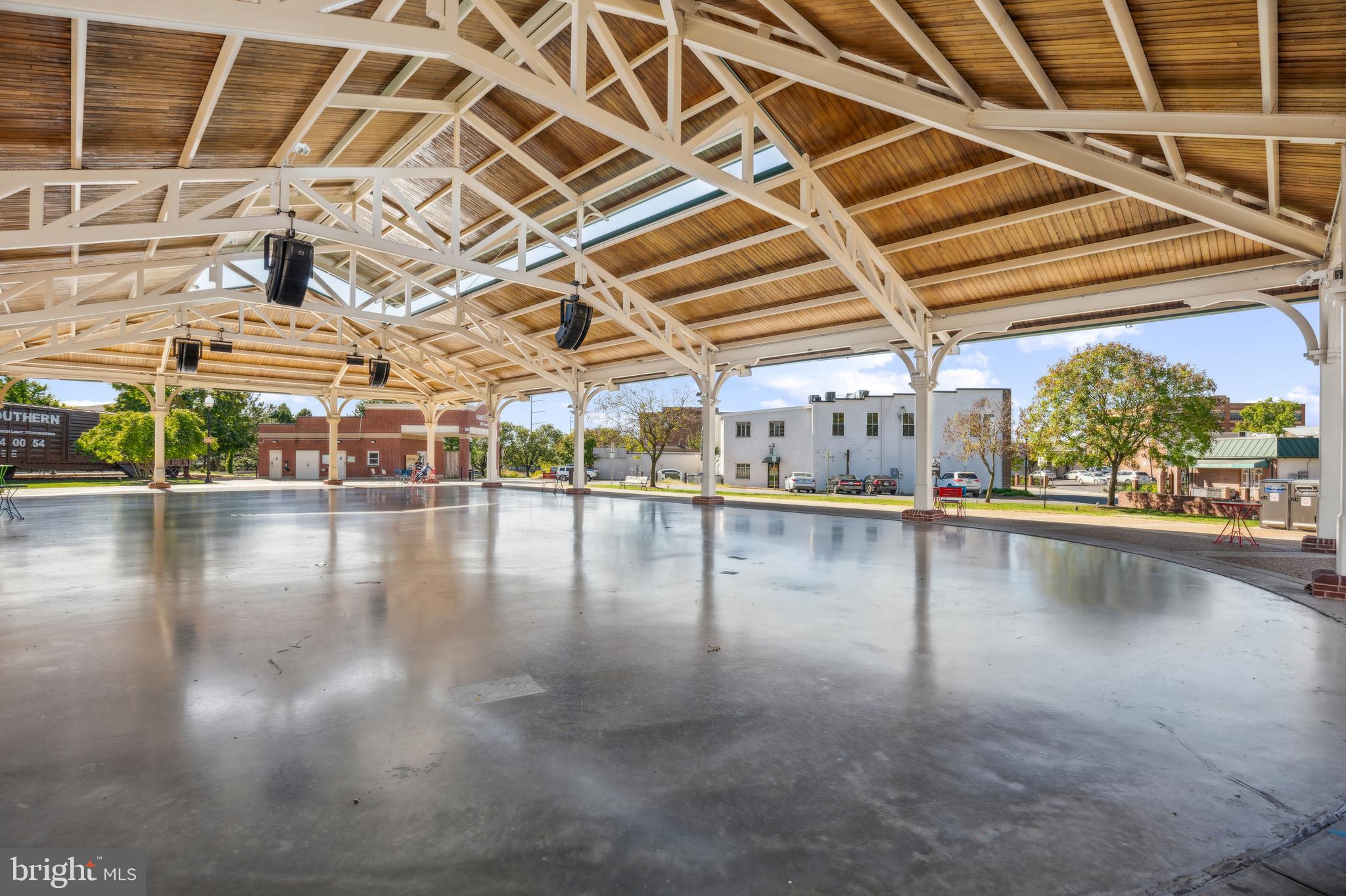 9664 Swallowtail Lane Manassas, VA 20110 - Photo 65 of 95 a view of a swimming pool with a yard