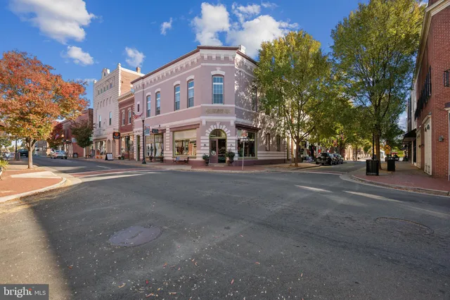 $485,000 | 9664 Swallowtail Lane, Manassas, VA 20110