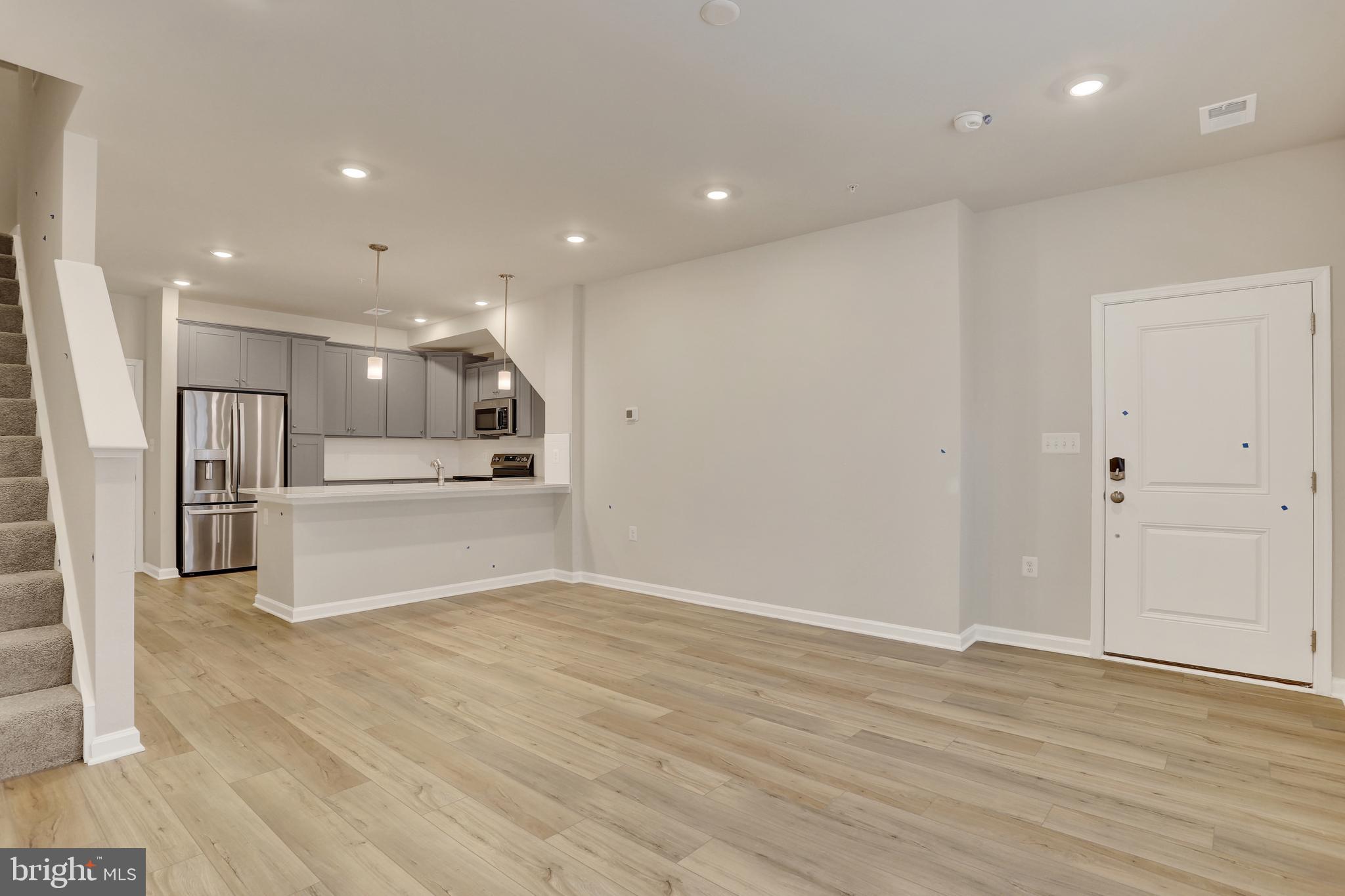 9664 Swallowtail Lane Manassas, VA 20110 - Photo 8 of 95 9664 Swallowtail Ln - Dining Room & Kitchen