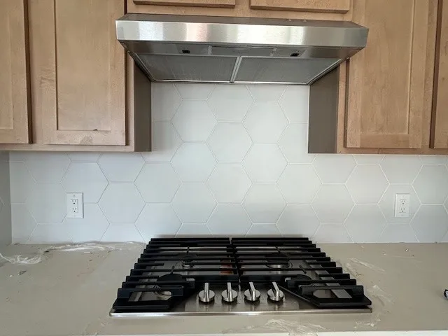 $439,990 | 320 Legacy Point Drive, Sealy, TX 77474