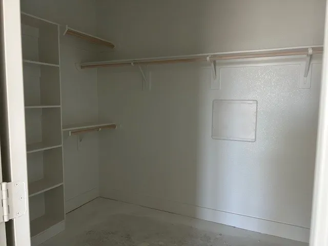 $439,990 | 320 Legacy Point Drive, Sealy, TX 77474