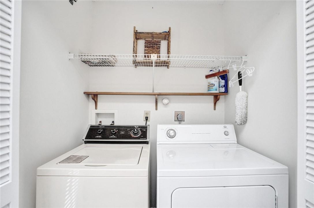 2 Ridge Pointe Drive, Unit B Boynton Beach, FL 33435 - Photo 17 of 23 Photo 17