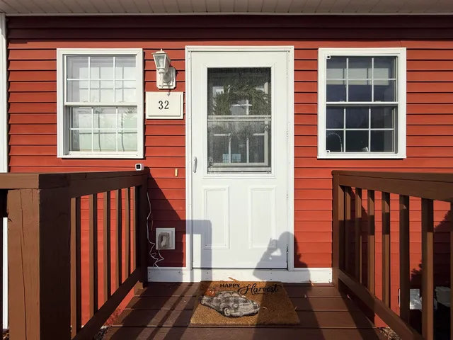 $210,000 | 32 River Village Drive, Unit 32, Milford, ME 04461