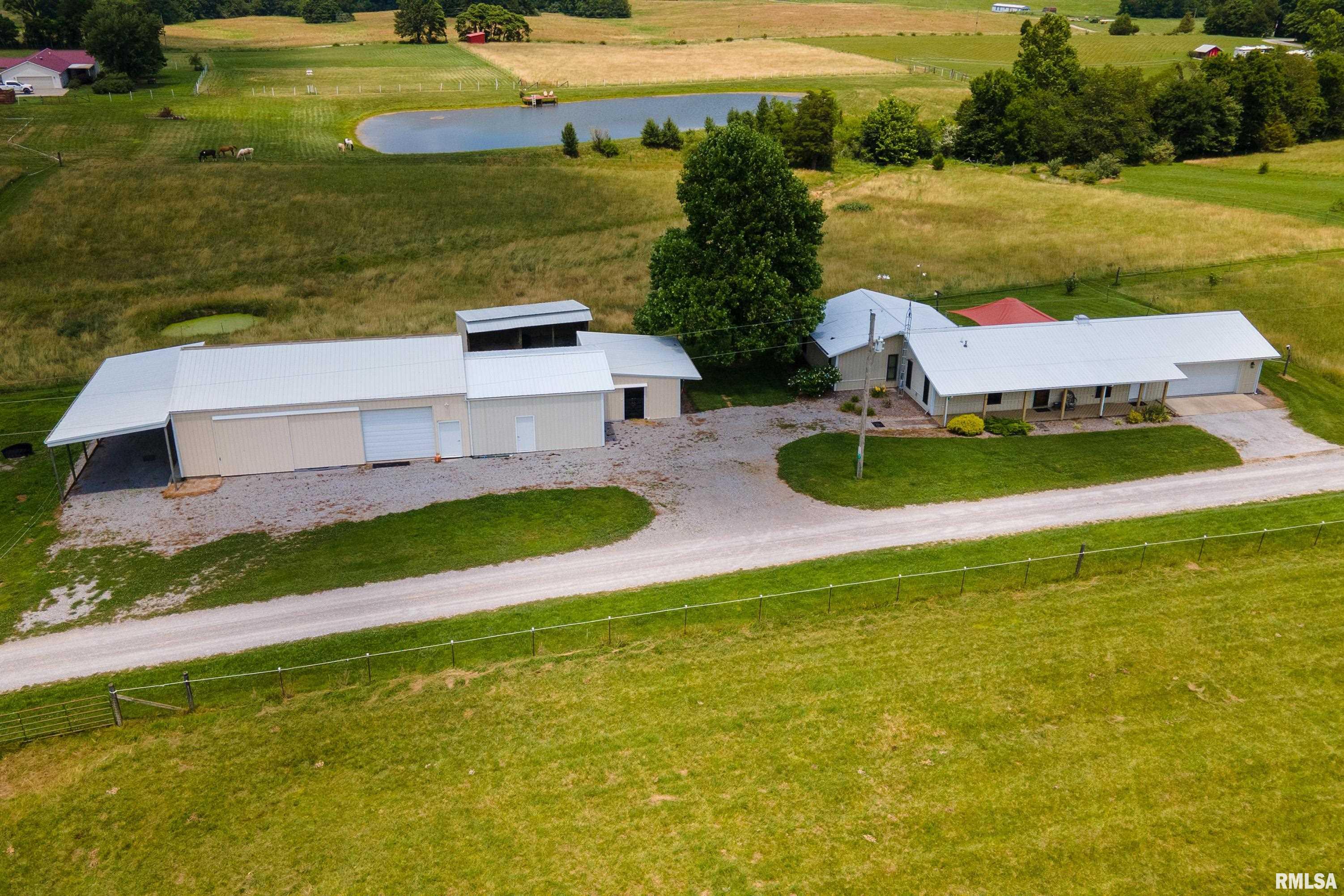 29 Bridle Lane Stonefort, IL 62987 - Photo 4 of 56