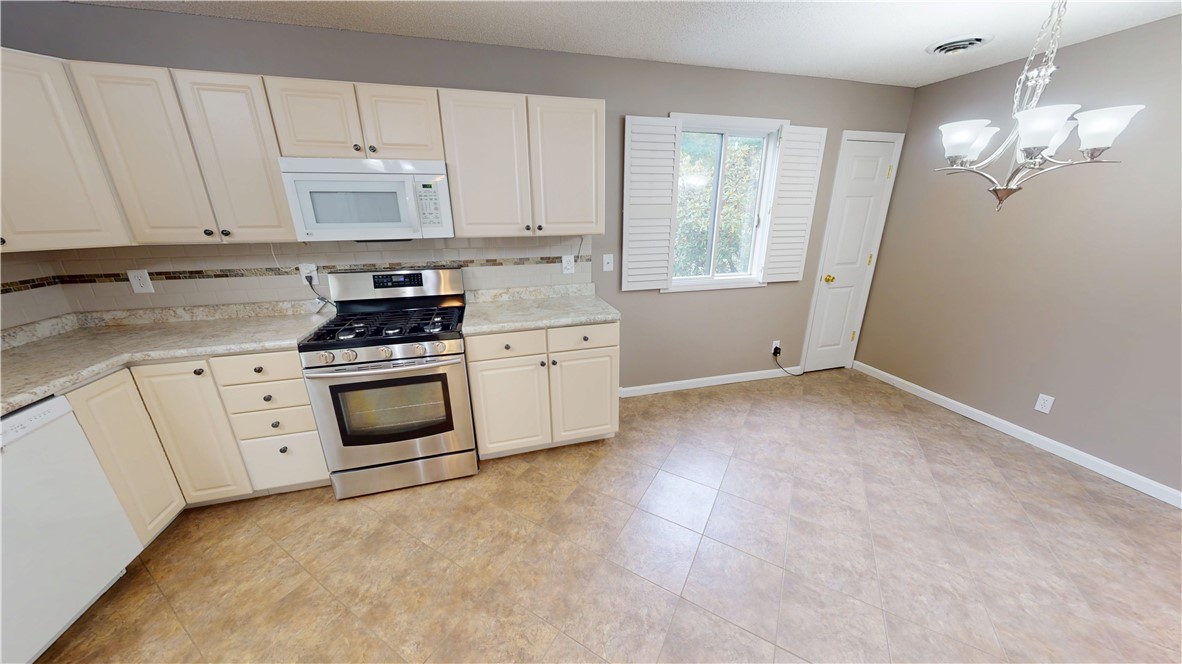 1145 Lakeridge Road Danville, IL 61832 - Photo 10 of 35 Gallery Image 10
