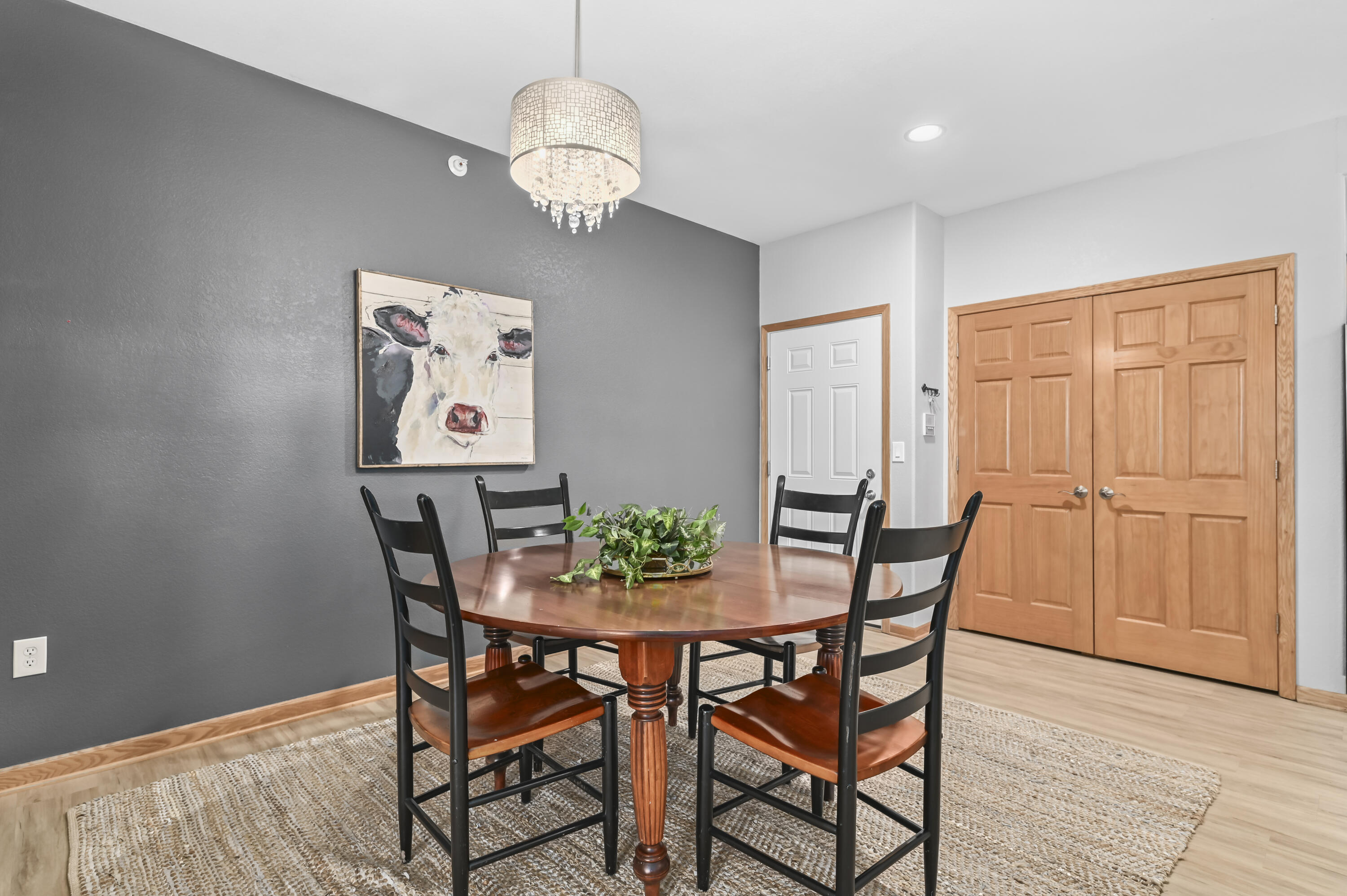 132 North 74th Street, Unit 132 Milwaukee, WI 53213 - Photo 16 of 31 EUP_3737