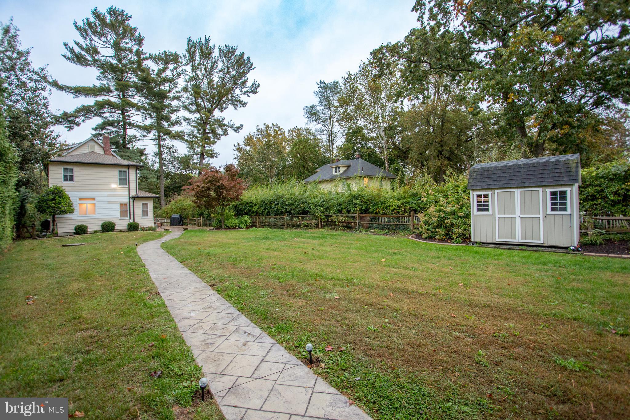 917 Easton Road Riegelsville, PA 18077 - Photo 84 of 106 a view of a backyard with a garden