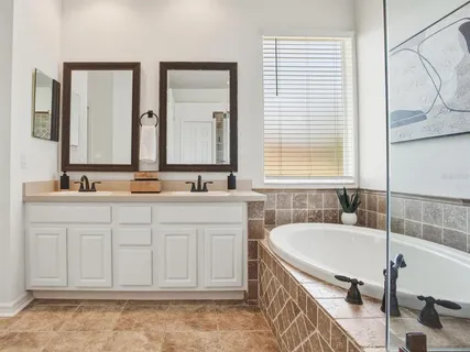 $540,000 | 18220 Stillwell Lane, Tampa, FL 33647