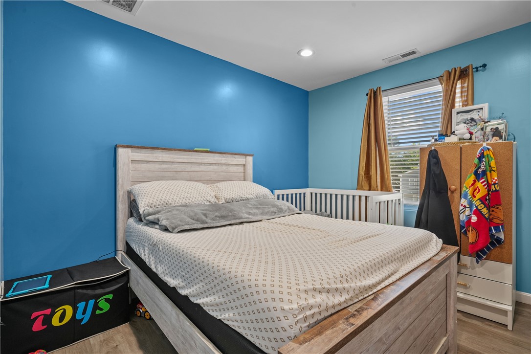 8 Tappan Street Providence, RI 02908 - Photo 22 of 40