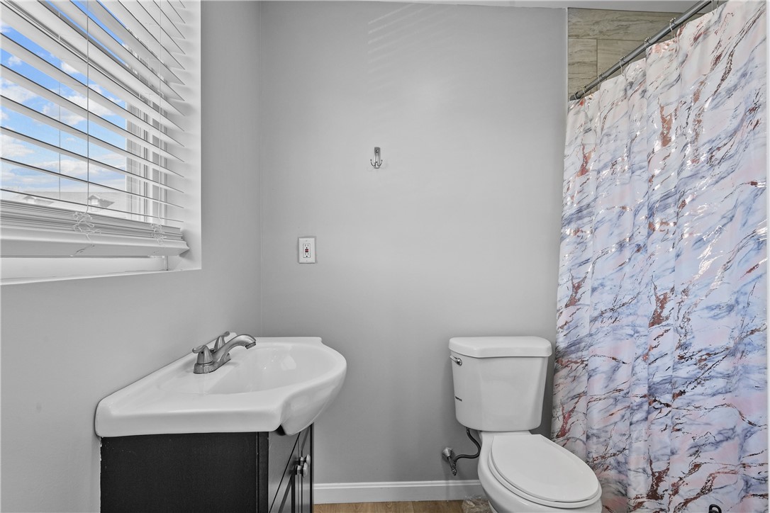 8 Tappan Street Providence, RI 02908 - Photo 24 of 40