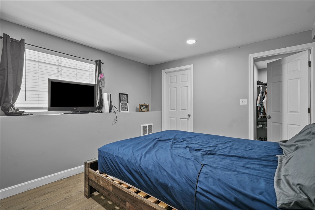 8 Tappan Street Providence, RI 02908 - Photo 33 of 40