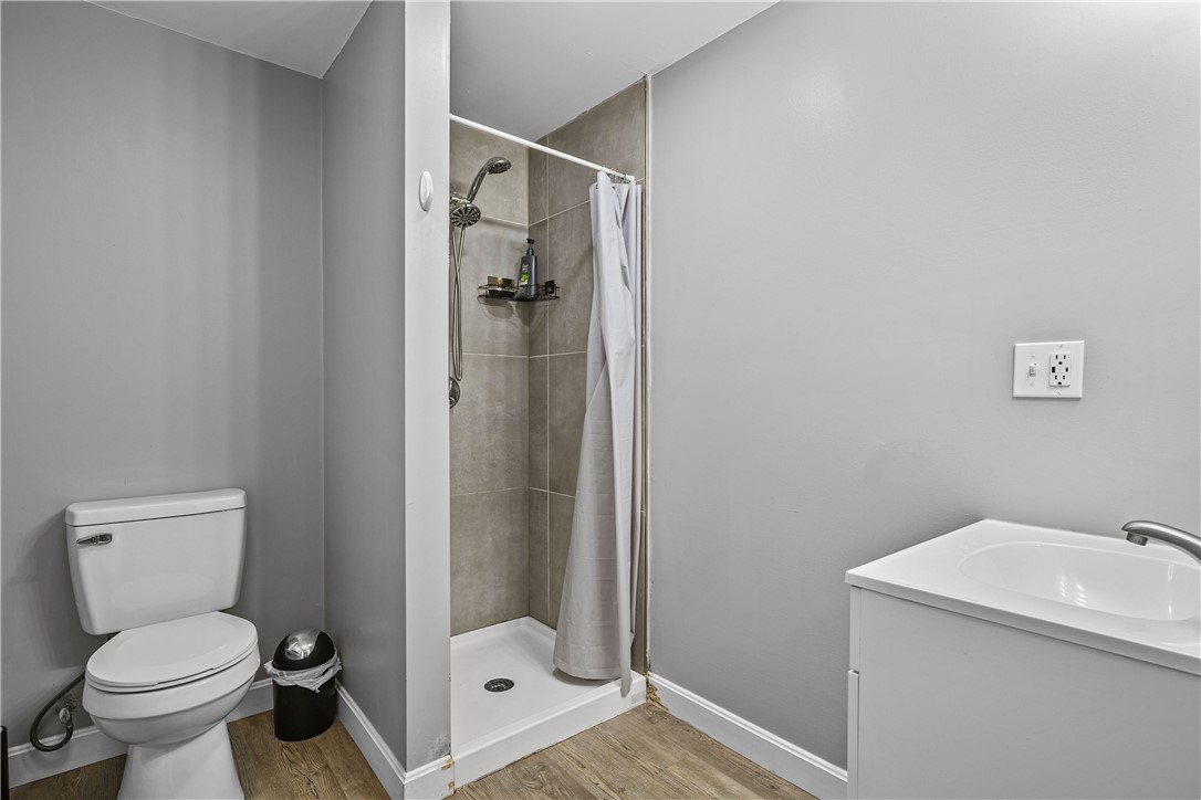 8 Tappan Street Providence, RI 02908 - Photo 35 of 40