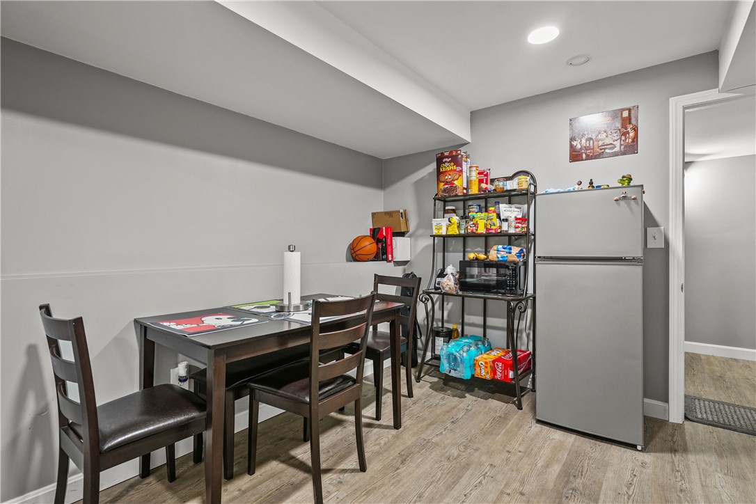 8 Tappan Street Providence, RI 02908 - Photo 36 of 40