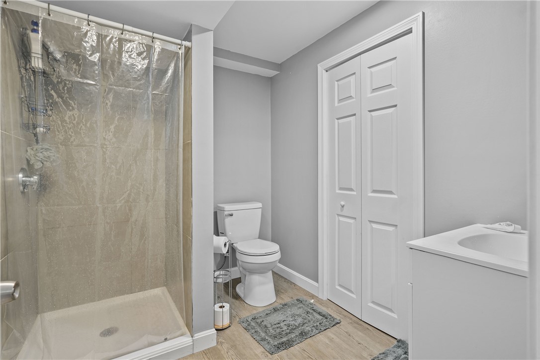8 Tappan Street Providence, RI 02908 - Photo 38 of 40