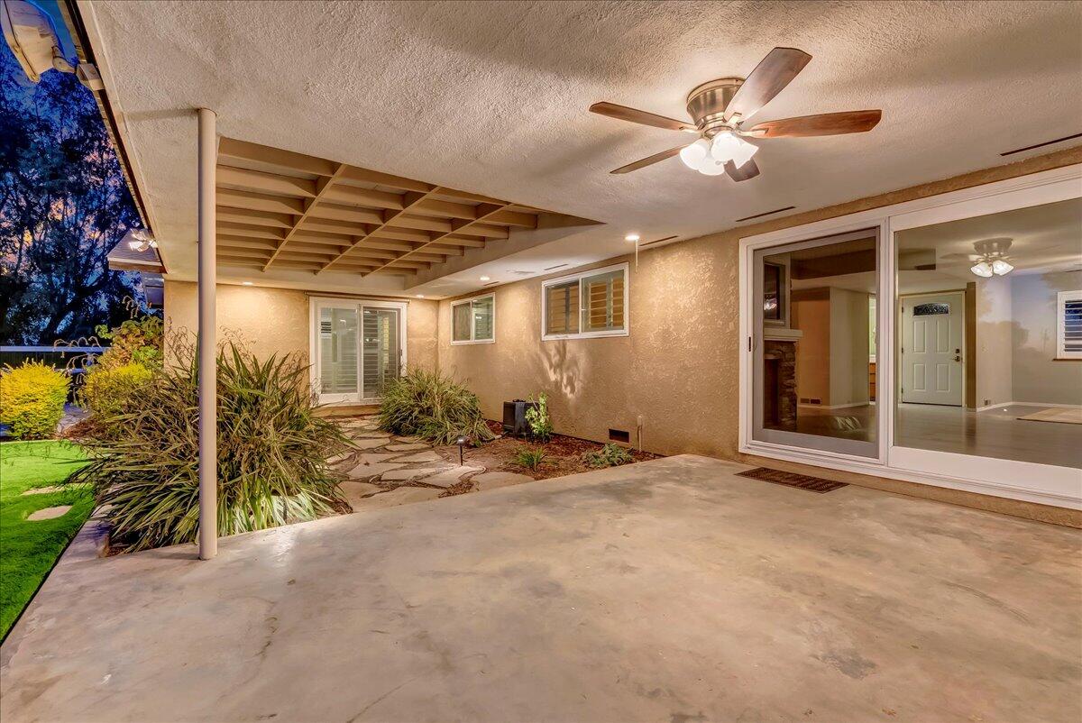 1635 North Elberta Road Exeter, CA 93221 - Photo 73 of 92 Backyard patio
