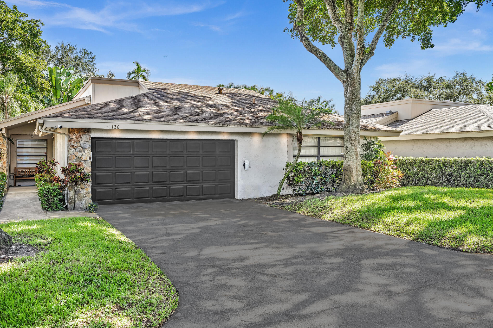136 Greens Road Hollywood, FL 33021 - Photo 3 of 59 FPP00161