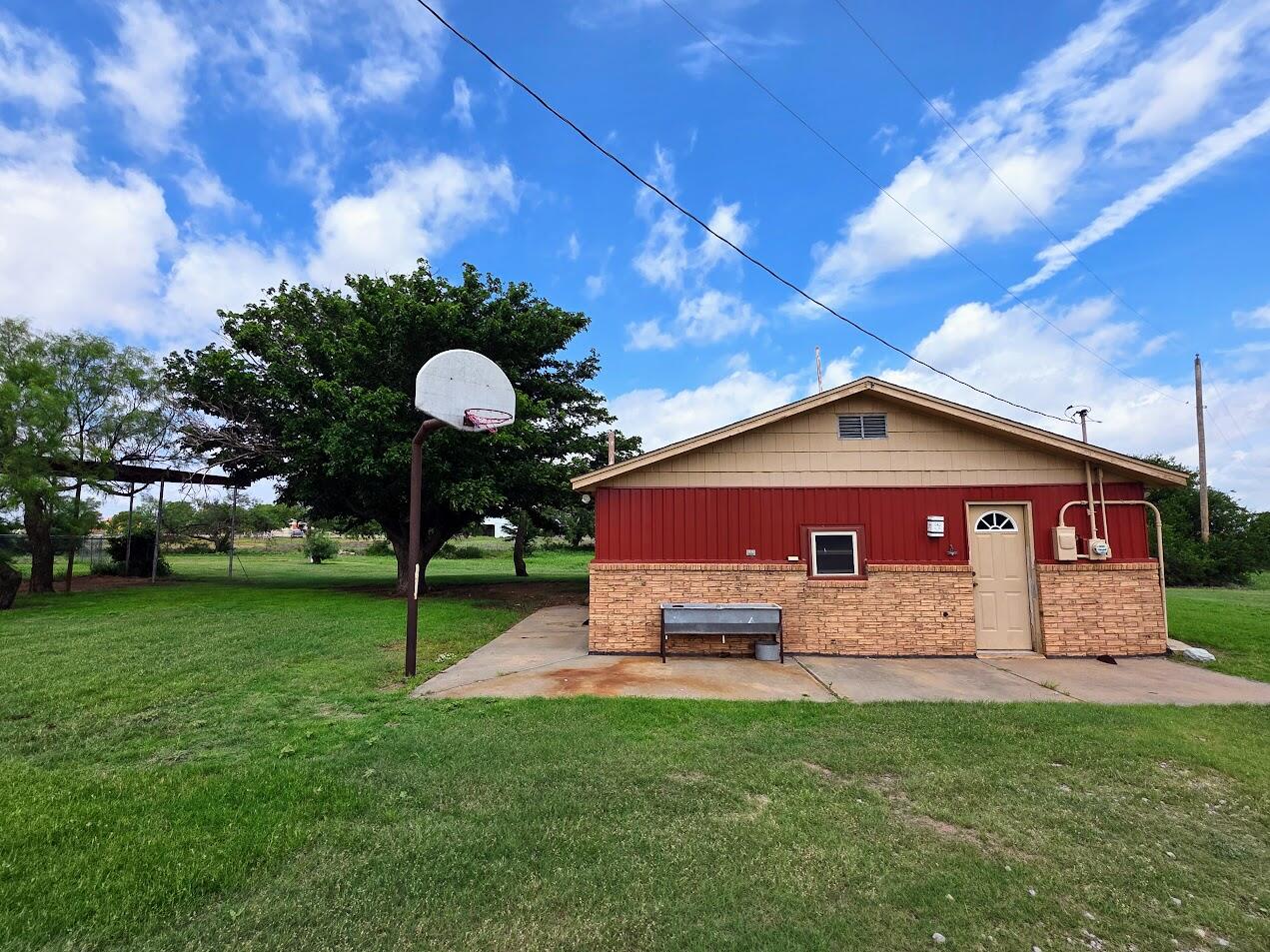 731 Tinker Road Quanah, TX 79252 - Photo 24 of 42 20260607_115511
