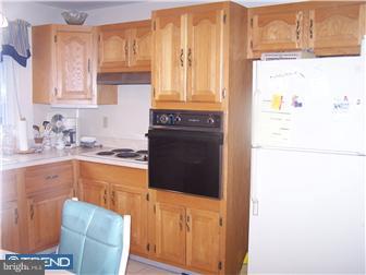 22 Springhouse Lane Media, PA 19063 - Photo 2 of 6 Kitchen