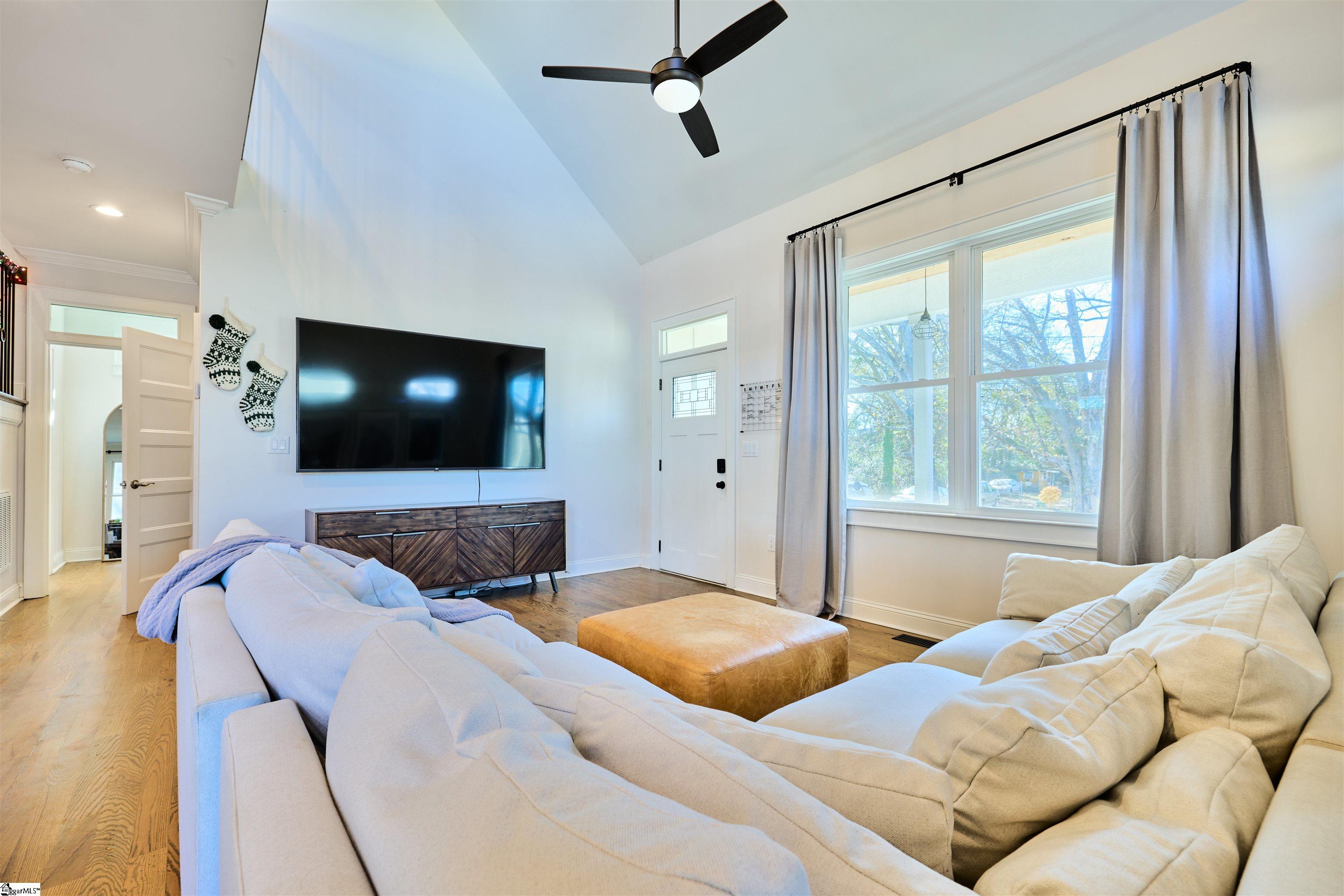 4 Vest Street Travelers Rest, SC 29690 - Photo 9 of 42